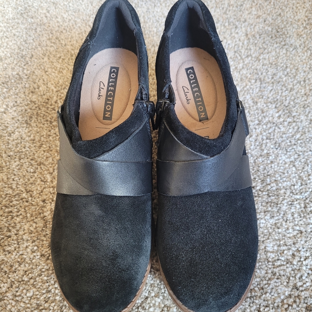 Brand new clarks ankle boots